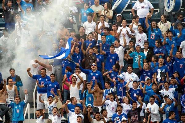 AZUL.