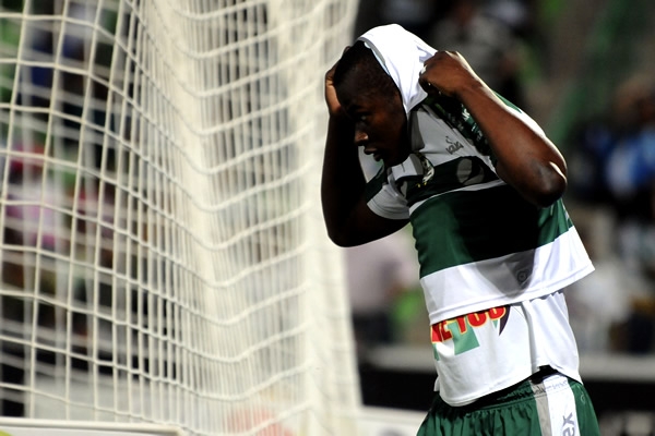 No quiere ni dar la cara.