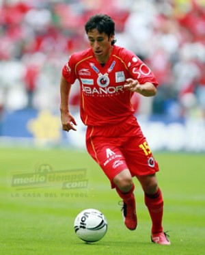 Óscar Razo y Luis Falcón entran al quite para enfrentar a Santos