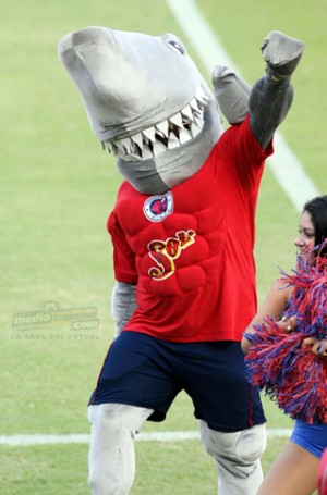 Un minuto de silencio en el Veracruz-Cruz Azul