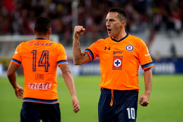 El idilio es del Chaco, de la Máquina y del Jefe.