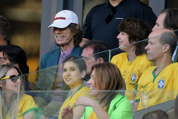 Mick Jagger asistió a la semifinal entre Brasil y Alemania en el Mundial 2014.