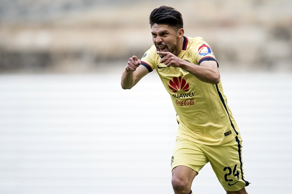 Oribe Peralta le dedicó el primero a Cuau.