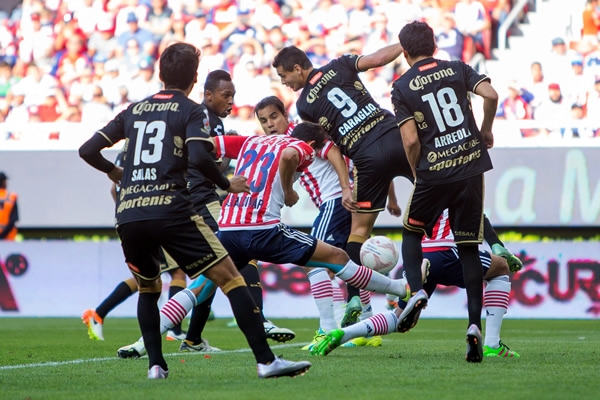 Cuando Bravo entró de cambio en busca del tercero.