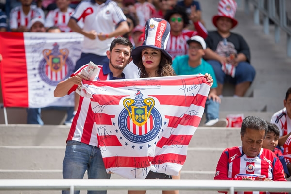 La afición rojiblanca se hizo presente para apoyar en casa.