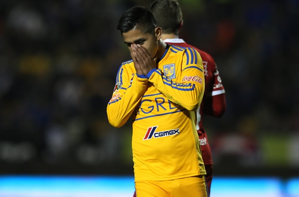 A pesar de la presión, Tigres no podía marcar el gol de la diferencia.