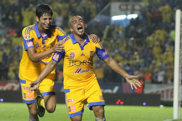 Árevalo marcó el segundo de Tigres.