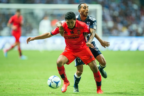 Castillo hizo lo posible por cubrir su arco.