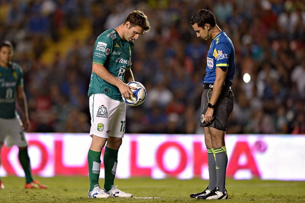 Desde los once pasos, a Boselli se le olvidó lo goleador.