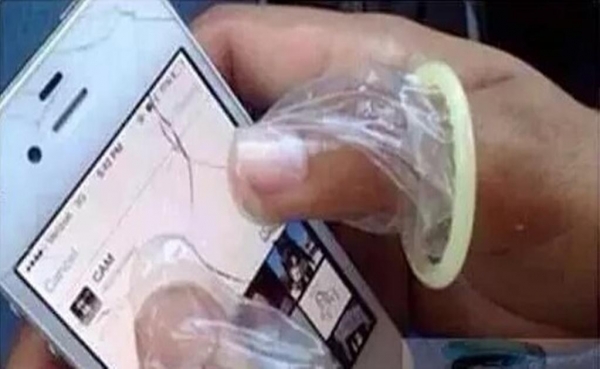 El iPhone también inspira en memes plus.