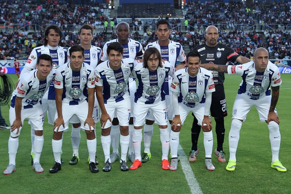 El once titular de Pachuca, entre caras conocidad y nuevas.