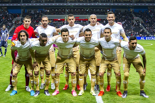 El 11 que presentó Memo Vázquez para enfrentar a Rayados.