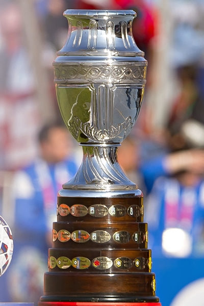 Esta tarde la Copa tendrá nuevo dueño.