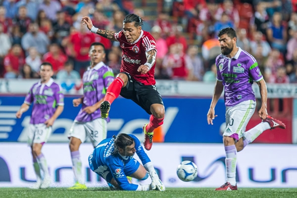 Jorge Villalpando impidió gol local en el primer lapso.