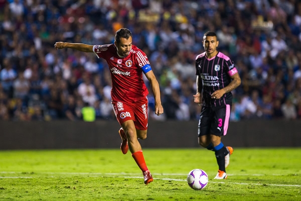 Juan Arango no pesó como en otros partidos.