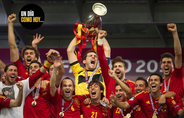 1 de julio de 2012. España gana la Euro celebrada en Polonia y Ucrania, siendo la primera selección de fútbol de la historia que logra conseguir dos t