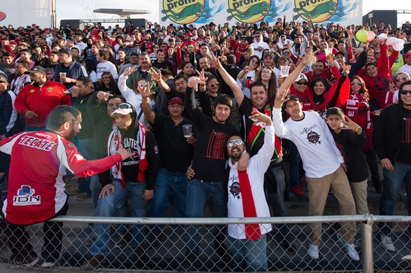 La afición fronteriza apoyo en todo momento a su equipo.