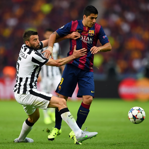 La Juve no pudo hacer gran cosa ante la peligrosa delantera del Barça.