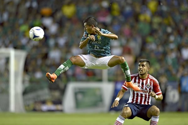 León intentó quedarse con la Copa eMX.