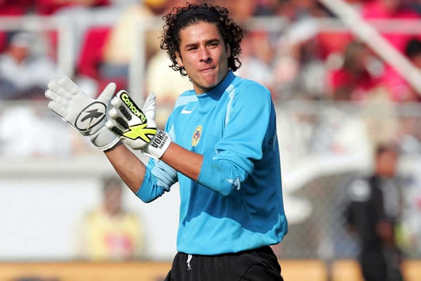 Los años pasan por los deportistas. Guillermo Ochoa.