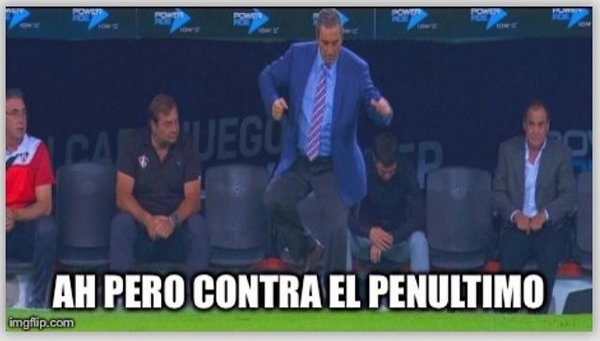 Los memes de la J16.