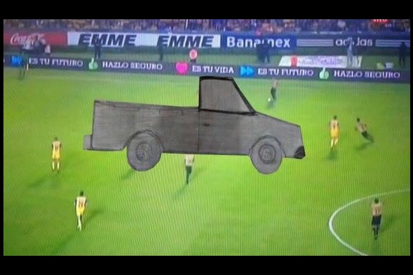 Los memes no perdonaron a Pumas.