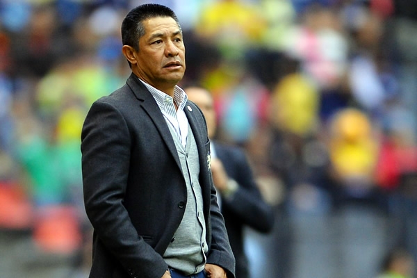 Nacho Ambriz no supo cómo dominar a los rivales.