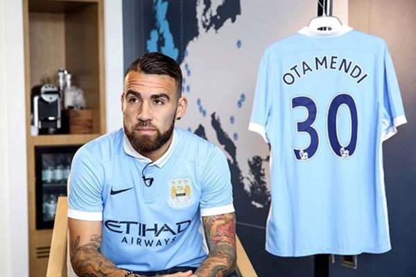Nicolás Otamendi, el defensa más caro del mercado, arribó al City por 45 mdd.