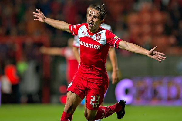 Omar Arrellano se reencontró con el gol.