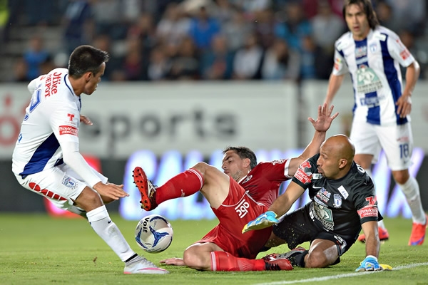 Oscar Pérez salvó de la igualada, pero no duró mucho.