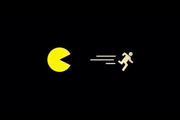Pacman correteó a Floyd.
