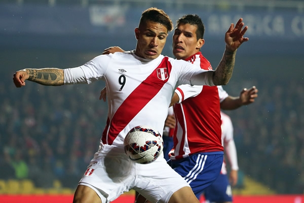 Paolo Guerrero en busca de título de goleo.