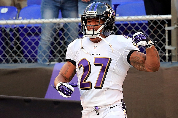 'Money', inconforme por cambio de castigo a Ray Rice