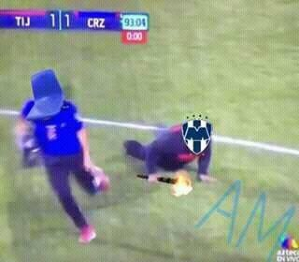 Rayados como elefante... esto y más en Memes Norte