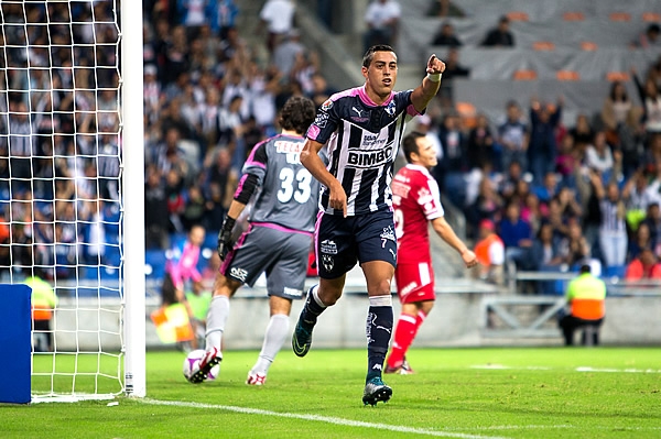 Rogelio Funes Mori celebra el 1-0.