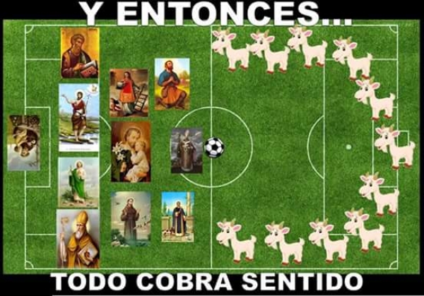 Santa goleada en Memes