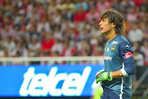 Saucedo no pudo evitar la caída de su marco.