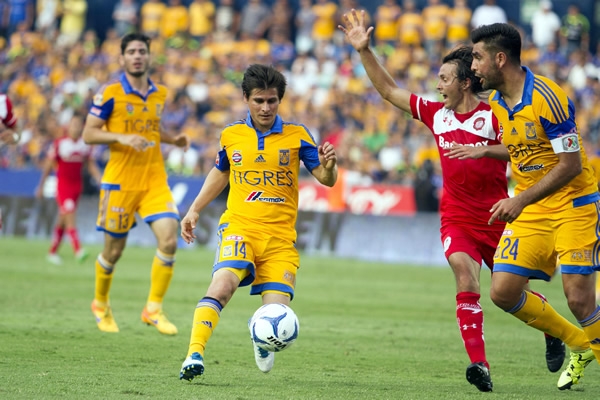 Sin conexión estuvo el cuadro de Ferretti en sus líneas.