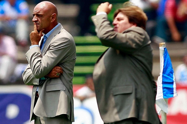 José Luis Sánchez Solá y Miguel Herrera