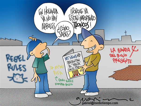 Unos amigos comentan que en Holanda ya no hay árboles, su compañero le...