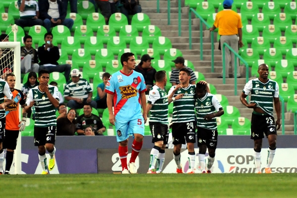 A los 19 minutos, Peralta delantó a los Guerreros.