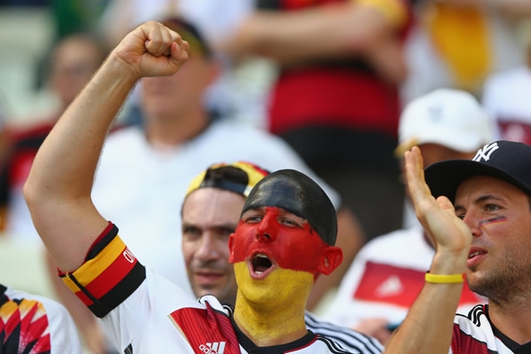 Alemania recibió apoyo total en su enfrentamiento contra Ghana.