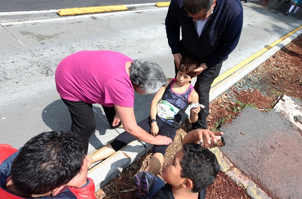 Algunas personas fueron atendidas por insuficiencia respiratoria.