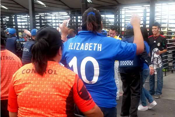 Algunos lugares no tuvieron vigilancia.