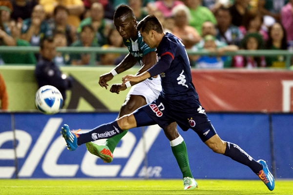 Arizala es desequilibrante, pero tiene un problema con la precisión.