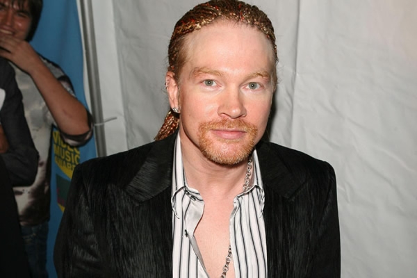 Axel Rosa Axl Rose lleva a Activision a la corte