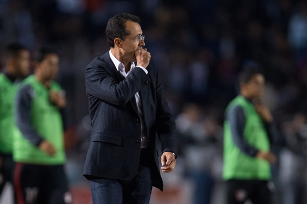 Barra buscó quedarse con la ventaja en la eliminatoria.