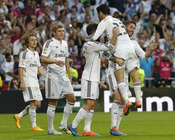 Benzema amarró los tres puntos gracias a su gol.