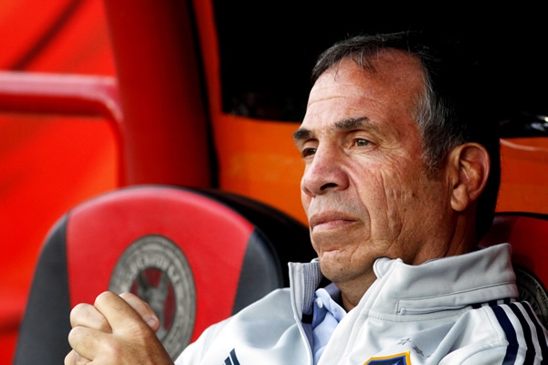 Bruce Arena sabe que su equipo es superado con autoridad con autoridad.