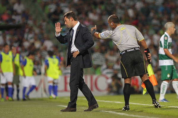 Caixinha fue advertido más de una vez.